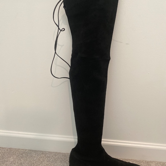 Stuart Weitzman Lowland Black Suede Boot - Picture 3 of 10